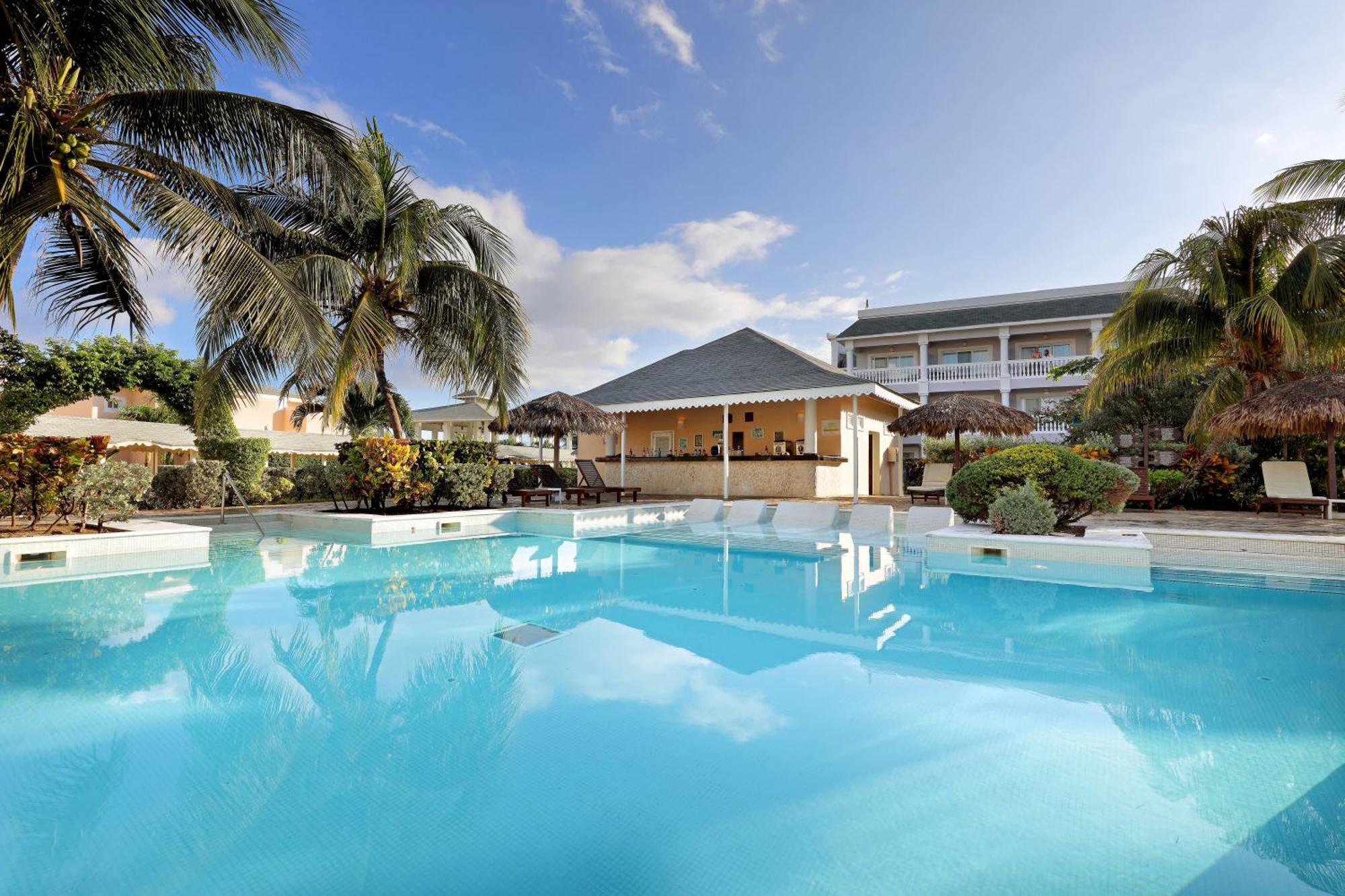 The Signature Level At Grand Palladium Lady Hamilton Resort & Spa Lucea Bagian luar foto